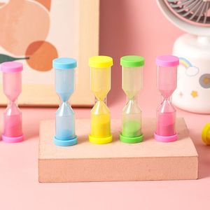 Mini reloj de arena para niños, temporizador de plástico, decoración de escritorio, juguete unisex de 4 a 6 años - Product Image 2