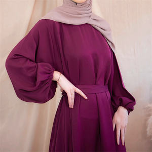 Conception super populaire Fourniture directe d'usine Eid Moyen-Orient Dubaï Robe de base de couleur unie Femmes musulmanes Robe modeste <span class=keywords><strong>Ayaba</strong></span> - Product Image 4