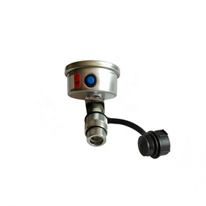 Adaptateur de manomètre d'équipement de test hydraulique coudé ENERPAC GA45GC 10000 psi IP65 - Product Image 4