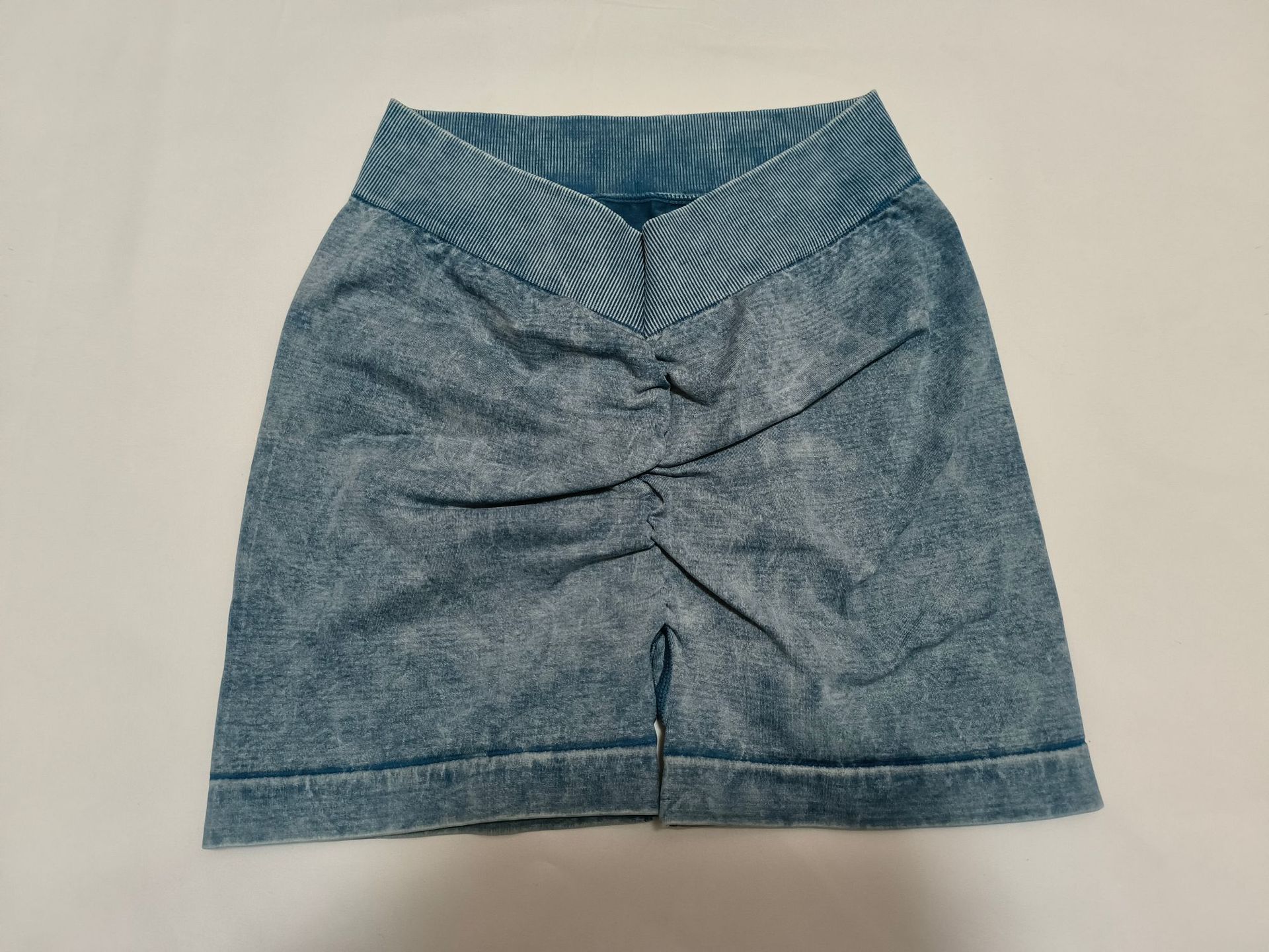 Short bleu clair