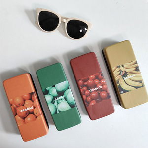 Étui à lunettes imprimé fruits, rectangulaire, en métal, grande capacité, boîte de rangement portable pour lunettes de soleil, orange, jaune, vert pomme, rouge cerise - Product Image 2