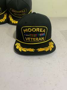 Gorras de camionero promocionales con estampado de logotipo bordado Material frontal poliéster con esponja, gorra de camionero Snapback de malla trasera - Product Image 6