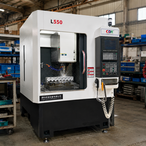 เครื่องเจาะและต๊าปเกลียวรุ่น L550 พร้อมแกนหมุน BT30 และระยะเคลื่อนที่ 400x500x200 มม. สำหรับชิ้นส่วนโลหะของรถจักรยานยนต์ - Product Image 5