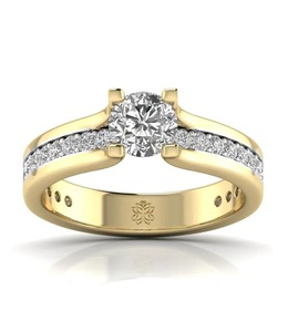 <b>Indian</b> Manufactured Moissanite Engagement <b>Ring</b> For Women Ideal For Daily Use Social Gatherings Available For Sale - Product Image 4