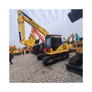 รถขุดตีนตะขาบ KOMATSU PC130 รุ่นใหม่ ปี 2023 น้ำหนัก 13 ตัน ความจุบุ้งกี๋ 0.8 ลูกบาศก์เมตร ประสิทธิภาพดี ดีไซน์ดั้งเดิม ราคาถูก - Product Image 1