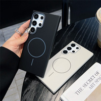 Étui de téléphone magnétique mat au toucher doux pour Samsung Galaxy S26 Ultra, coque de protection antichoc pour la charge sans fil