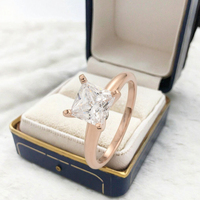 Bague de fiançailles et de mariage classique de luxe en or 18k 24k avec zircon taille princesse, design populaire, couleur rose, blanc, jaune, en or massif