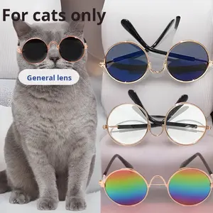 Lunettes pour animaux <span class=keywords><strong>de</strong></span> compagnie chat vêtements et accessoires rétro Cool <span class=keywords><strong>chien</strong></span> lunettes <span class=keywords><strong>de</strong></span> soleil accessoires photo accessoires drôles solide plastique hiver en gros - Product Image 3