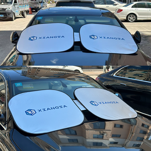 Xiangta <span class=keywords><strong>170T</strong></span> 190T 210T 240T <span class=keywords><strong>Polyester</strong></span> Taffeta Tự Động Kính Chắn Gió Che Nắng Tùy Chỉnh In Ấn Sun Bóng Râm Xe Phía Trước Cửa Sổ Che Nắng - Product Image 2