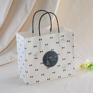 Sacs en papier classiques de luxe personnalisés en gros, avec poignées, pour cadeaux, transport, emballage, avec logo - Product Image 3