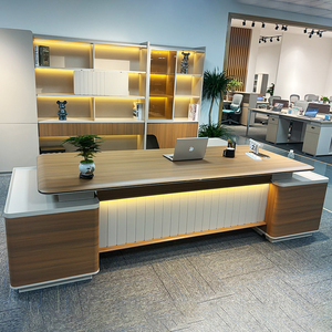 Schreibtisch, mesa de oficina ejecutiva moderna, Jefe, muebles de oficina, escritorio jefe, escritorio Ceo, escritorio de lujo, Mesa Jefe para oficina - Product Image 1