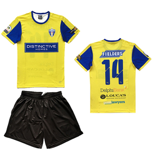 Maillot de football rétro Haïti personnalisé en sublimation, design Coupe du Monde 2026, créez votre propre marque, vente en gros - Product Image 3