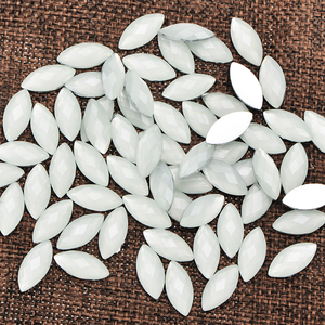 Strass en verre œil de <span class=keywords><strong>cheval</strong></span> <span class=keywords><strong>blanc</strong></span> 7*15mm, à dos plat, non thermocollants, pour vêtements et bijoux DIY - Product Image 3