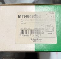 Bouton poussoir KNX MTN649208 230V pour la domotique et l'automatisation des bâtiments