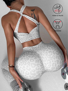<span class=keywords><strong>Conjunto</strong></span> de yoga sin costuras con estampado de leopardo <span class=keywords><strong>para</strong></span> mujer, 2 piezas: leggings de cintura alta con efecto fruncido y sujetador deportivo de espalda cruzada, ropa deportiva <span class=keywords><strong>para</strong></span> entrenamiento y gimnasio. - Product Image 5