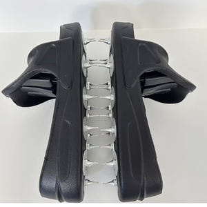 Zapatos de Seguridad con Clavos Resistentes, Zapatos con Suela Antideslizante y Correas Ajustables, Perfectos para Superficies Resbaladizas, Zapatos con Clavos para Epoxi - Product Image 4