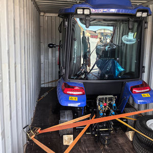 50HP 4wd traktor kompak mesin Diesel pertanian 70hp traktor pertanian Mini <span class=keywords><strong>4x4</strong></span> roda traktor dengan kabin di ibu - Product Image 5