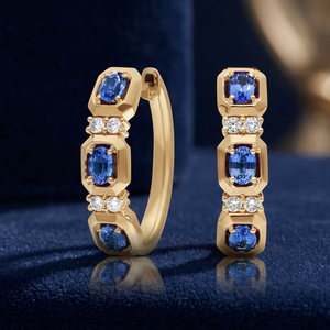 Boucles d'oreilles créoles de luxe en or jaune avec saphirs bleus et diamants, boucles d'oreilles géométriques à 3 pierres de saphir pour femme - Product Image 3