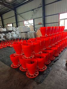 Mangeoire rotative en plastique pour porcelets - Bac d'alimentation en PP avec grille <span class=keywords><strong>de</strong></span> sécurité bleue pour l'allaitement, le sevrage et la nurserie porcine - Product Image 5