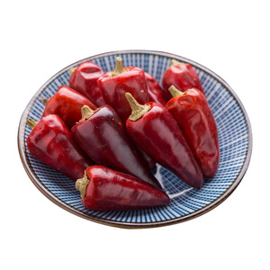 Piments séchés de qualité supérieure, poilssons bien formés, saveur fortement épicée, belle coloration, pour <span class=keywords><strong>la</strong></span> restauration commerciale - Product Image 1