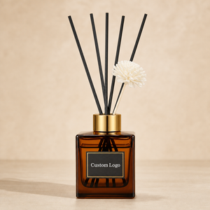 Diffuseur de parfum personnalisé en verre brun de 200 ml avec bâtonnets en rotin noir, huile parfumée et <span class=keywords><strong>neuf</strong></span> options de senteurs - Product Image 5