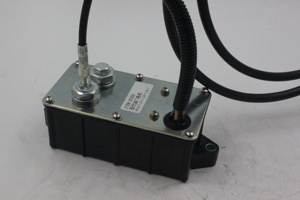 523-00006 21EN-32230 <span class=keywords><strong>Motor</strong></span> <span class=keywords><strong>Throttle</strong></span>, untuk Doosan DH225-7/DH300-57 suku cadang <span class=keywords><strong>Excavator</strong></span> <span class=keywords><strong>Motor</strong></span> <span class=keywords><strong>Throttle</strong></span> - Product Image 2