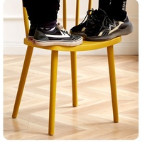 Chaise en plastique moderne et simple pour la maison, chaise de salle à manger, chaise Windsor créative et décontractée pour café