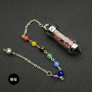 Pendule en pierre concassée de marque privée sept chakras énergie à vendre cadeau en cristal ornement cadeau - Product Image 1