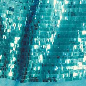 Vente en gros Rectangle en forme de couteau brodé en tissu à paillettes violettes pour <span class=keywords><strong>mariage</strong></span>-Chaussures de sac à dos Jupe courte Robe de soirée 3x9mm - Product Image 4