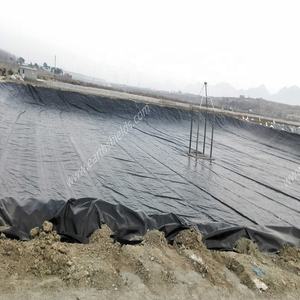 Feuille de géomembrane HDPE moderne, écologique, imperméable et haute durabilité pour les étangs salés et les bassins d'évaporation - Product Image 3