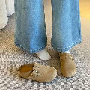 Mules fermées pour femmes, style tendance, avec boucle métallique, à enfiler, aspect daim PU, plates, pour le printemps et l'automne - Product Image 2