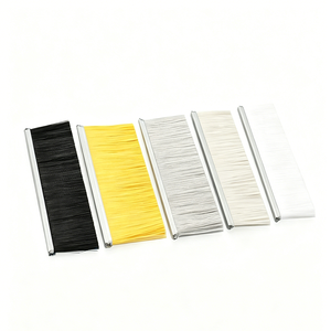 Brosse <span class=keywords><strong>de</strong></span> calfeutrage en crin <span class=keywords><strong>de</strong></span> cheval pour portes coulissantes industrielles en aluminium <span class=keywords><strong>de</strong></span> type H - Product Image 6