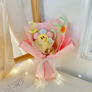 थोक गुलदस्ता आलीशान फूल गुड़िया स्टेलालू साइडक वेलेंटाइन डे उपहार प्रेमिका के लिए कार्टून सुंदर भरवां पशु सजावट