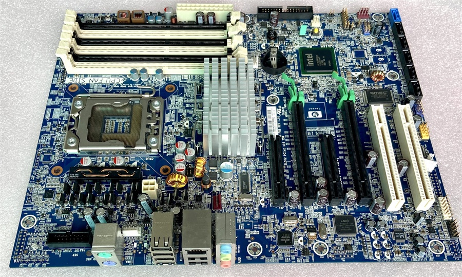 Carte Mère HP Z400 Workstation - Socket LGA1366 - P/N 586968-001 / 586766-002