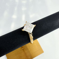 Anelli di Fidanzamento Minimalisti Unici Romantici Classici Principeschi in Oro Giallo 18K con Diamanti di Laboratorio per Donne