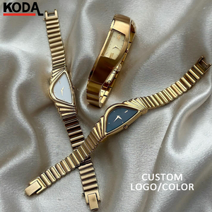 Orologio da Polso all'Ingrosso Stile Vintage Lusso Antico Moda 16mm Quarzo Mezzaluna Asimmetrico Tonalità Oro Vetro Bianco Lega Quadrata - Product Image 1