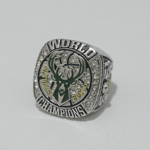 Vente en gros d'anneaux de basket-ball sportif pour hommes et jeunes présentoir 2021 bague de championnat <span class=keywords><strong>Milwaukee</strong></span> Bucks - Product Image 2