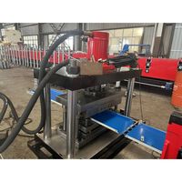 Petit pain léger de panneau arrière de présentoir de magasin de supermarché formant la machine