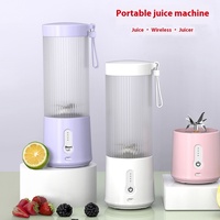 Nouvelle arrivée Mini presse-agrumes électrique portable Mélangeur de fruits transfrontalier à lame en acier inoxydable avec source d'alimentation USB pour la maison et la voiture
