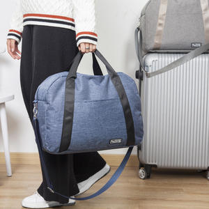 Bolsa de lona de tela Oxford, organizador de viaje azul marino con correa para el hombro para hombres y mujeres - Product Image 1