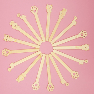 Bâtonnets de crème glacée en bambou naturel DIY Parent-enfant Dessin animé Mignon Créatif Bâtonnets de sucettes glacées jetables en bambou Vente en gros - Product Image 4