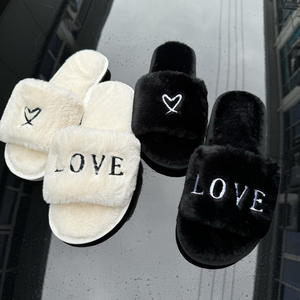 Nuevas Pantuflas Cálidas Antideslizantes de Invierno para Comercio Exterior, Pantuflas de Interior para el Hogar, Pantuflas de Felpa de Algodón para Mujer, TPR PU - Product Image 1