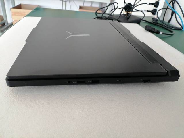 Brand New L-Enovo Legion R9000p Gaming Laptop R9000P R9-8945HX/32G/1T/RTX5070/Black 16 Inch 2.5K UHD AI Gaming Laptop