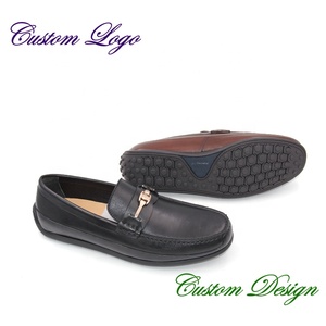 Nuevos Mocasines Planos de Moda para Hombre, Zapatos Casuales con Hebilla Metálica, Mocasines de Cuero para Eventos Empresariales y Fiestas - Product Image 4