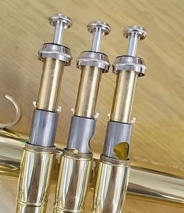Flugelhorn de qualité, clé Bb, 3 pistons, <span class=keywords><strong>instrument</strong></span> en laiton, finition laquée or, étui rigide - Product Image 5