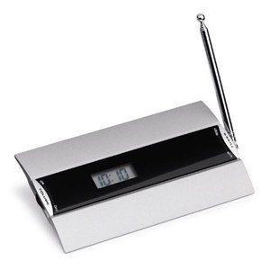 Radio-réveil MINISTILE de style antique avec rétroéclairage, alimenté par piles, pour chambre, bureau, utilisation sur bureau - Acheteur commercial (hôtels) - Product Image 1