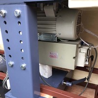 Semelle de chaussure sandale supérieure couture pantoufle faisant la machine