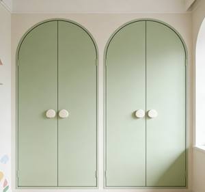 Nouvelle armoire pour enfants en vert pastel, design à portes battantes autoportantes avec niche cintrée et poignées en forme de nuage - Product Image 6