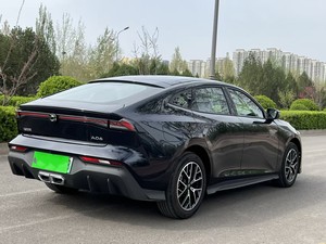 Auto Usado Premium con Volante a la Izquierda, Changan Automobile Qiyuan A07 A06 A05 2024, <span class=keywords><strong>Híbrido</strong></span> <span class=keywords><strong>Enchufable</strong></span>, Sin Historial de Accidentes - Product Image 4