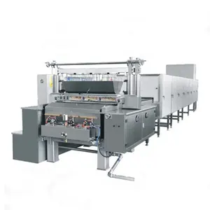 Machine de dépôt automatique multifonction, pour fabriquer des sucettes et des aliments